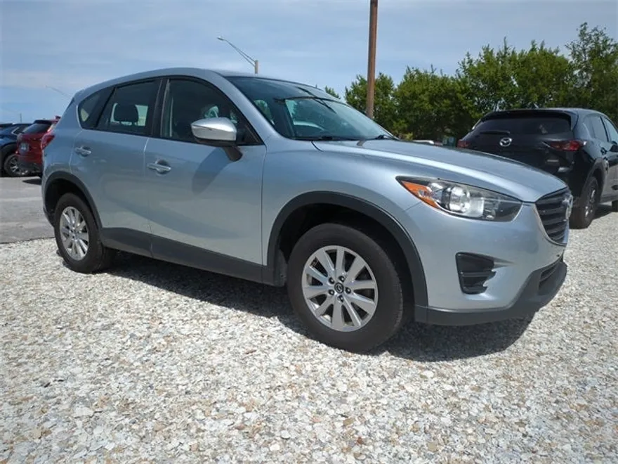 2016 Mazda CX-5 Sport photo 1