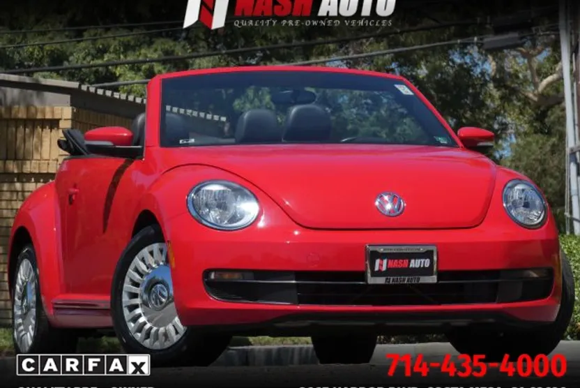 2014 Volkswagen Beetle 2.5L Convertible photo 1