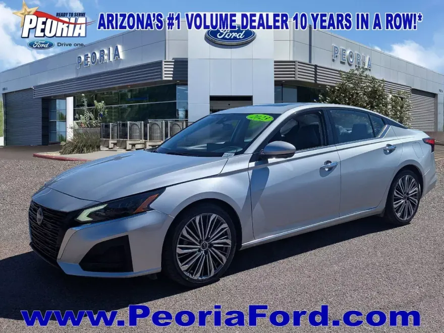 2023 Nissan Altima 2.5 SL photo 1