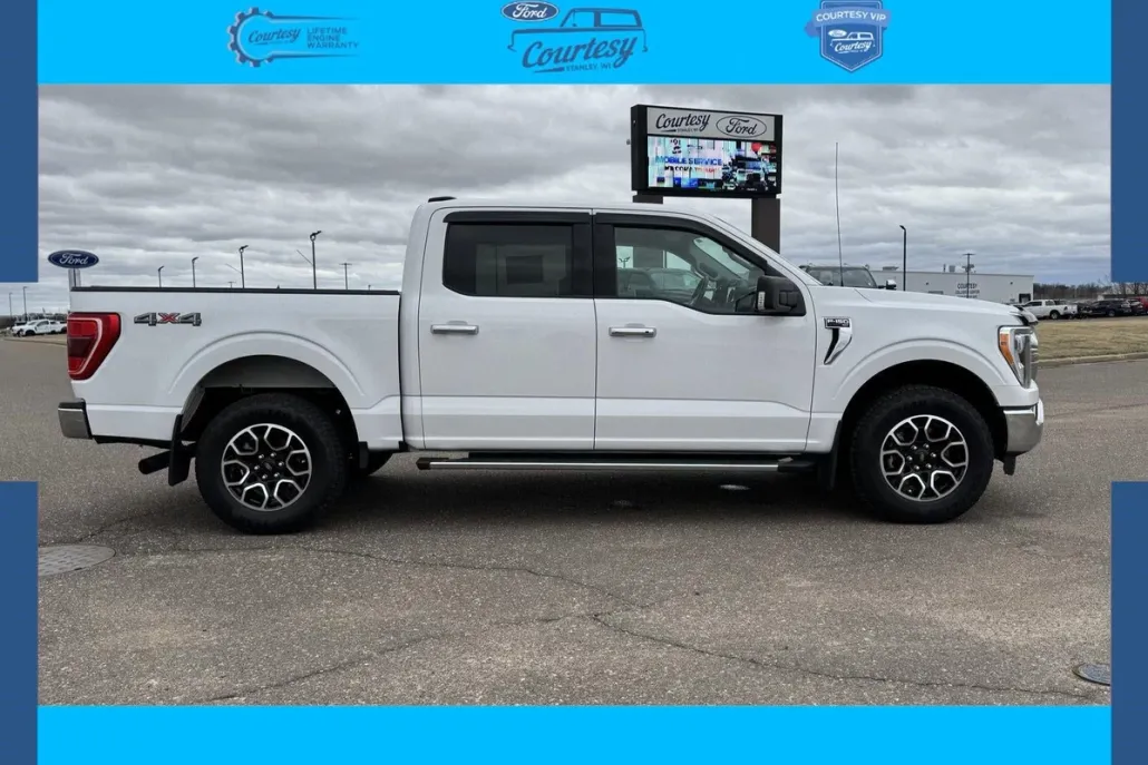 2021 Ford F-150 XLT photo 1