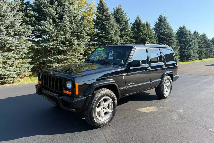 2001 Jeep Cherokee Sport photo 1