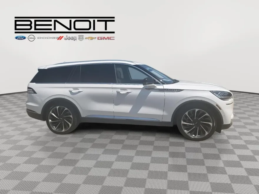 2021 Lincoln Aviator Reserve photo 1