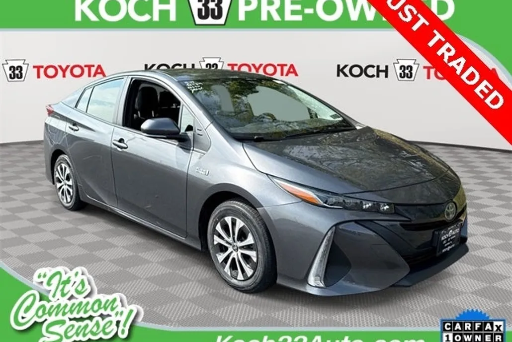2022 Toyota Prius Prime XLE photo 1