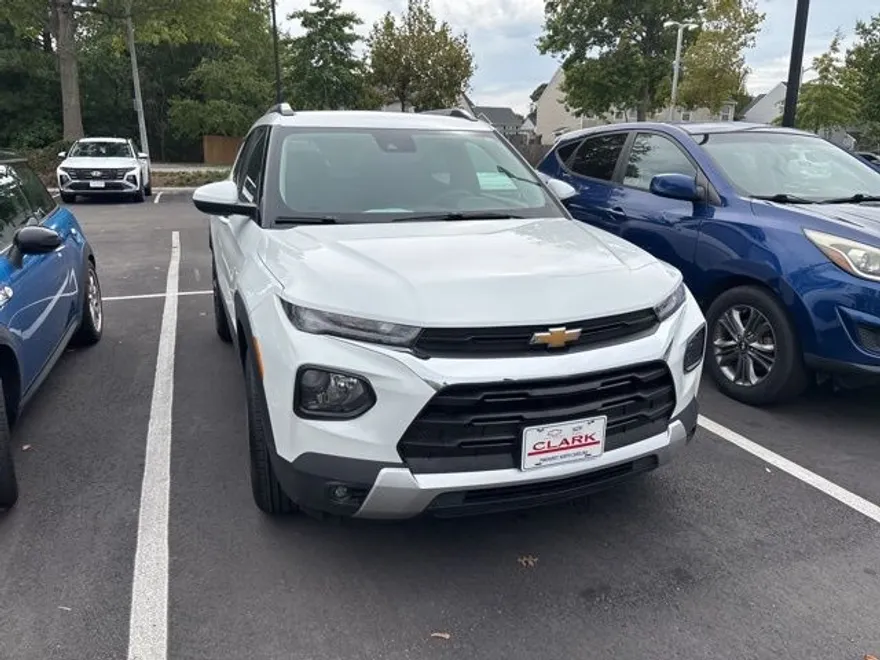 2023 Chevrolet Trailblazer LT photo 1