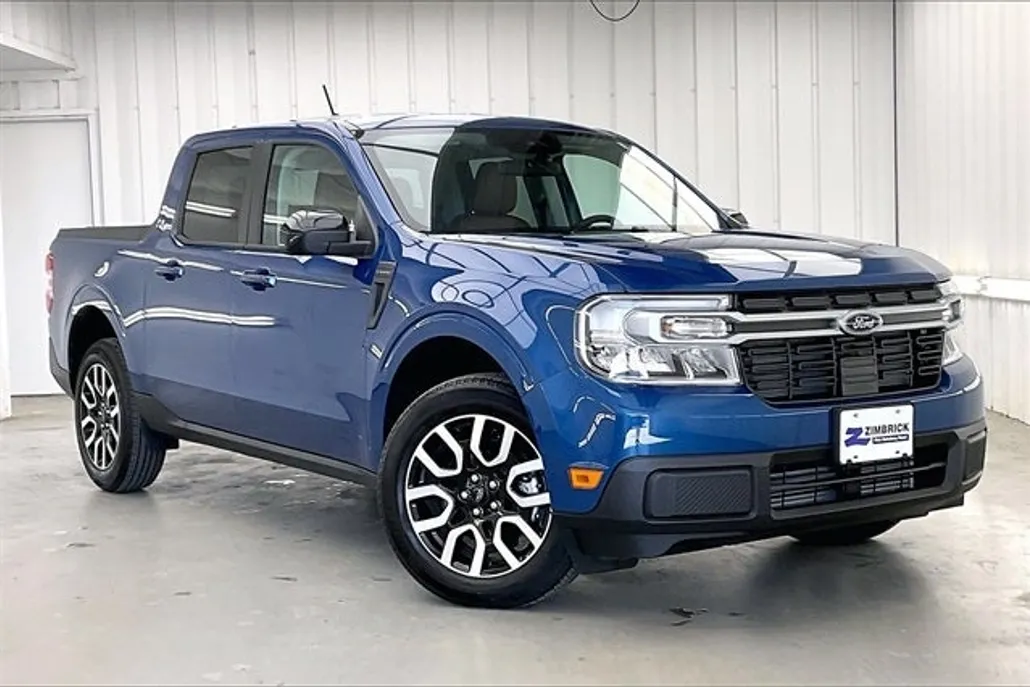 2024 Ford Maverick Lariat photo 1