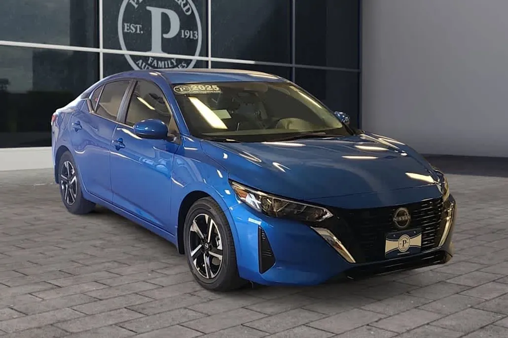 2025 Nissan Sentra SV photo 1