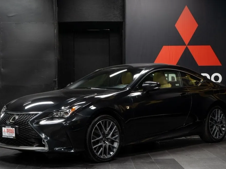 2017 Lexus RC 300 AWD photo 1