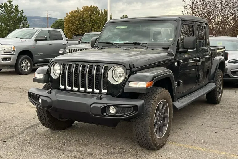 2022 Jeep Gladiator Overland photo 1