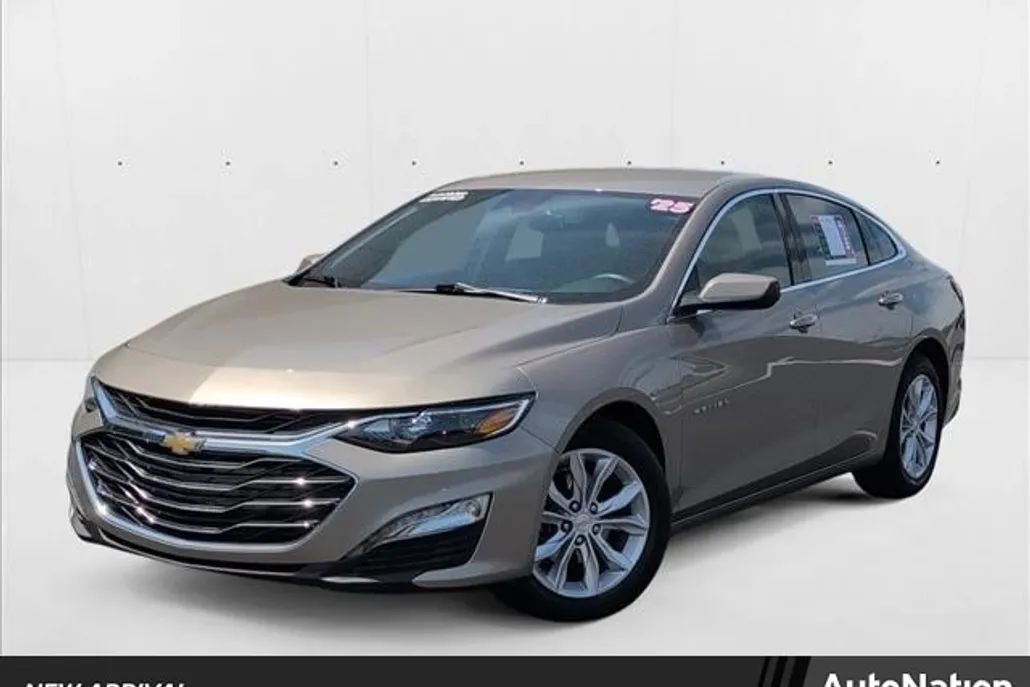 2025 Chevrolet Malibu 1LT photo 1