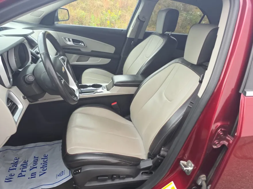 2017 Chevrolet Equinox Premier photo 1