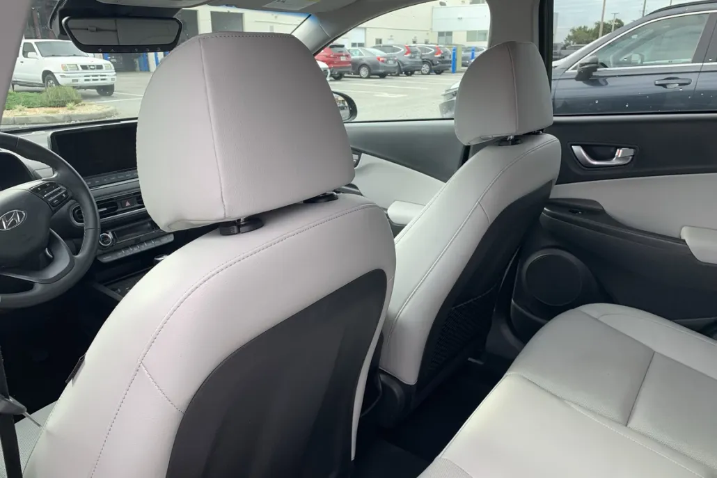 2022 Hyundai Kona Limited photo 1