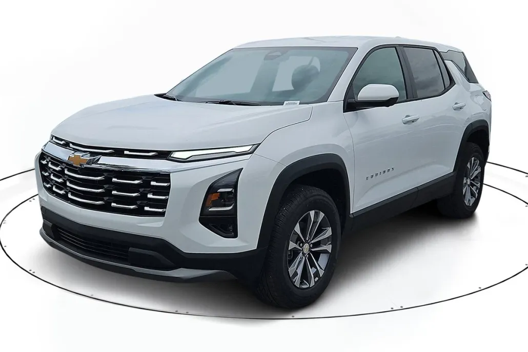 2026 Chevrolet Equinox LT photo 1