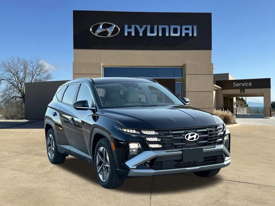2025 Hyundai Tucson SEL photo 1