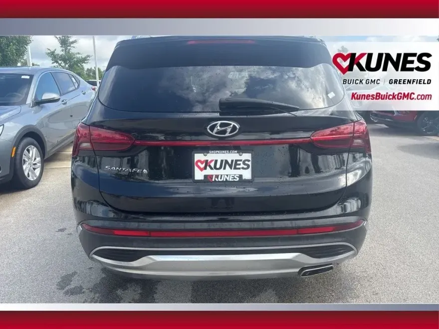 2021 Hyundai Santa Fe SEL photo 1