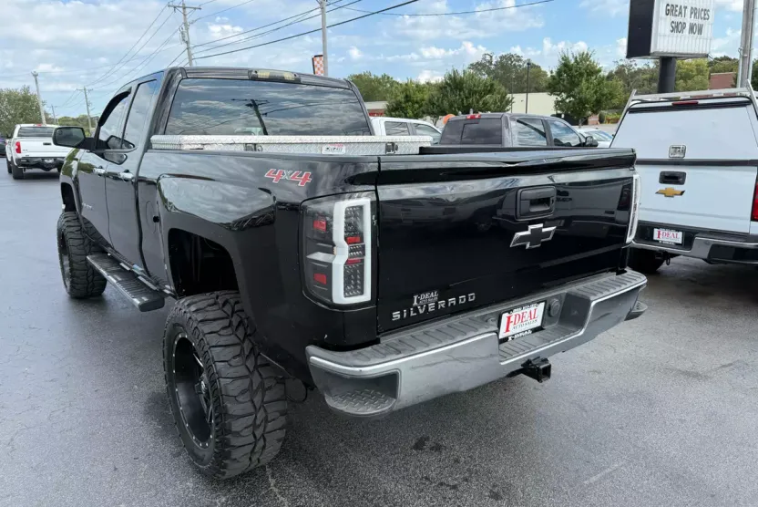 2015 Chevrolet Silverado 1500 LS photo 1