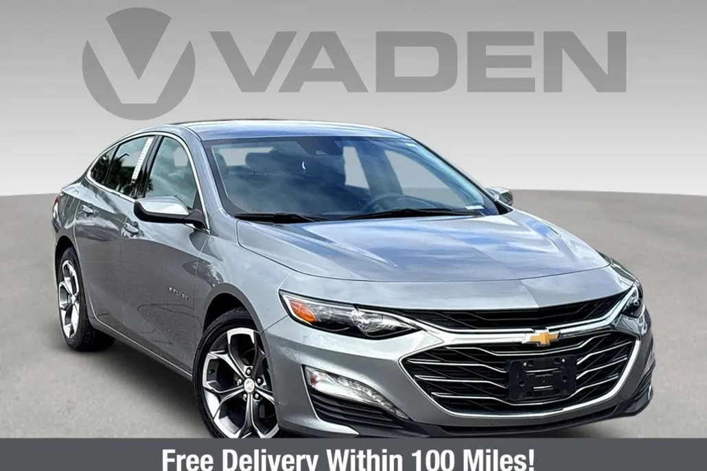 2023 Chevrolet Malibu 1LT photo 1