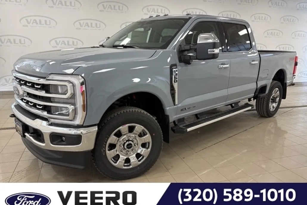 2025 Ford F-350 Lariat photo 1