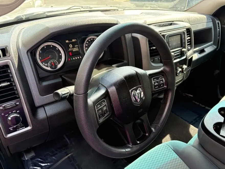 2019 Ram 1500 Classic Tradesman photo 1