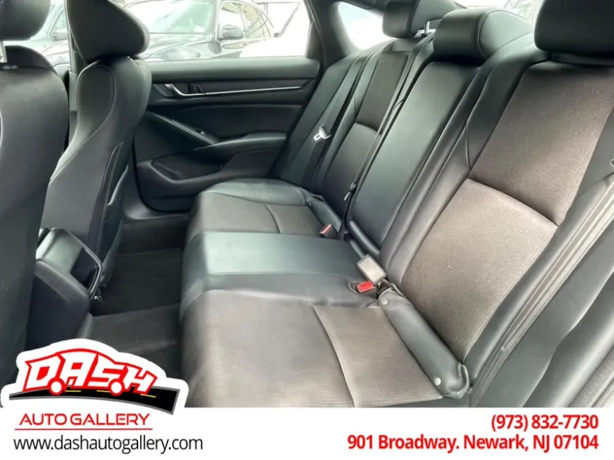 2018 Honda Accord Sport 1.5T photo 9