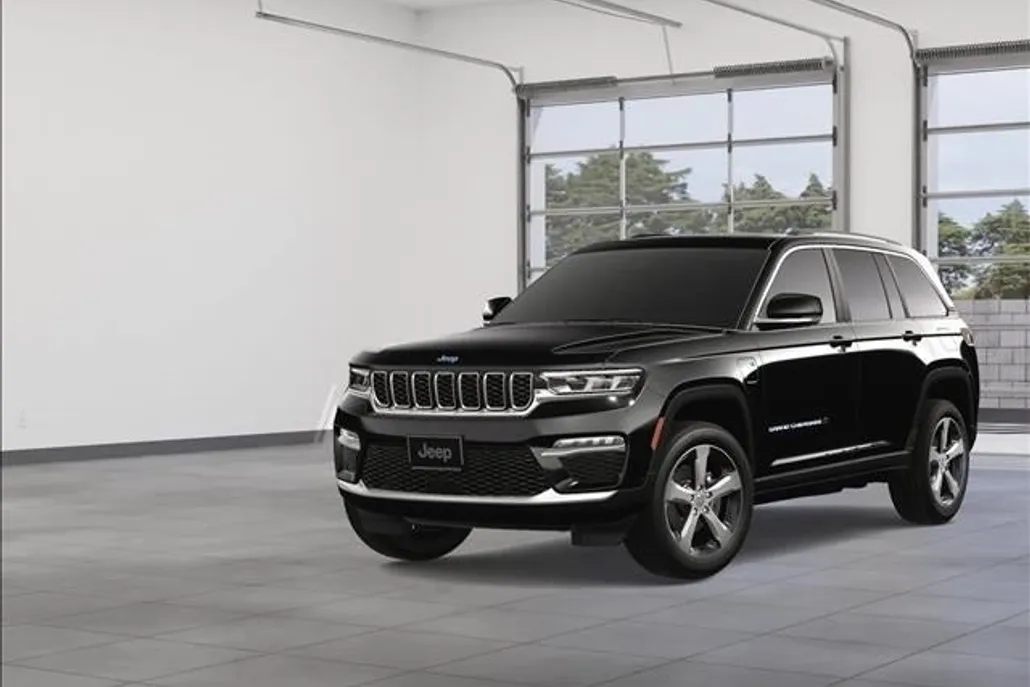2023 Jeep Grand Cherokee 4xe photo 1
