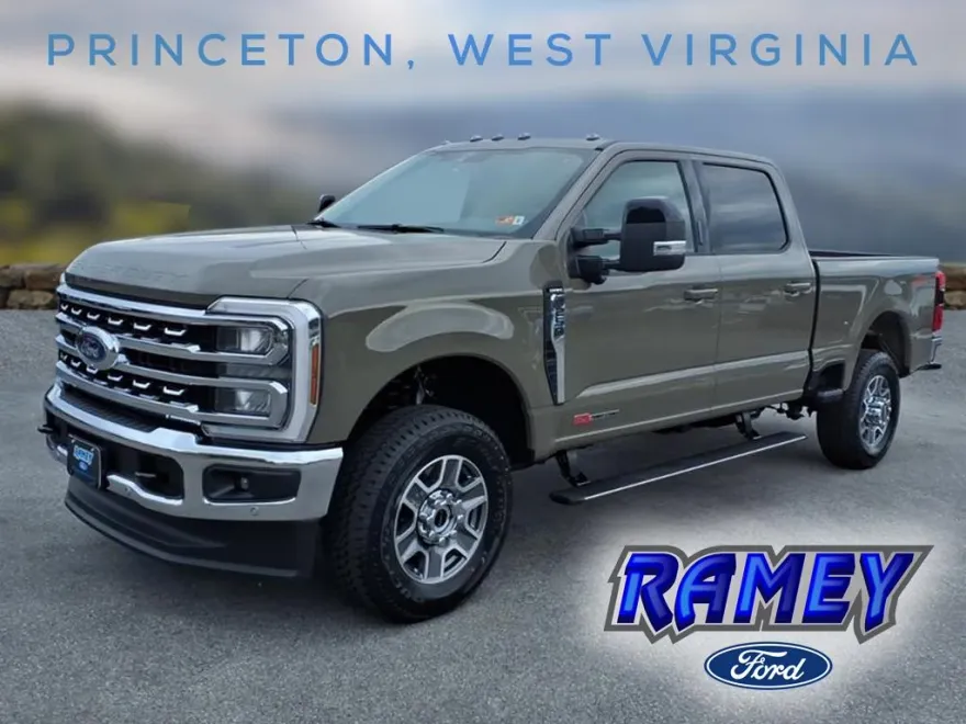 2026 Ford F-250 Lariat photo 1