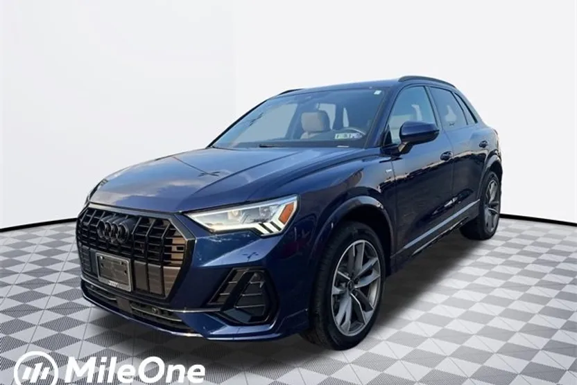 2022 Audi Q3 S line Premium Plus photo 1