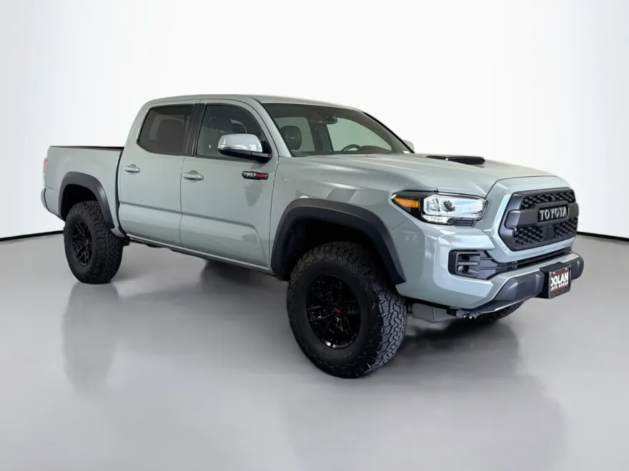 2021 Toyota Tacoma TRD Pro photo 1