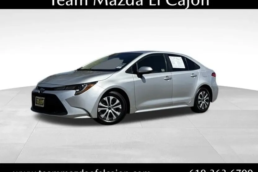 2022 Toyota Corolla Hybrid LE photo 1