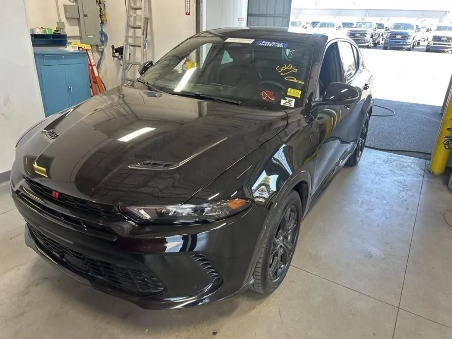 2024 Dodge Hornet R/T Plus photo 1