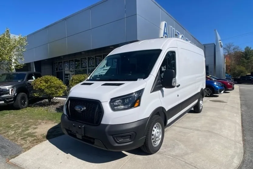 2025 Ford Transit photo 1