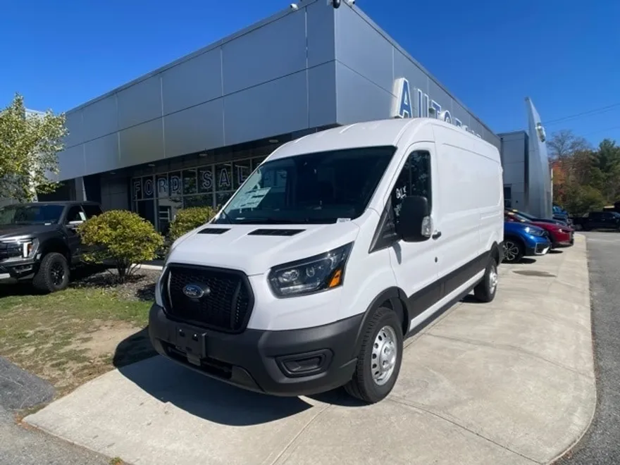 2025 Ford Transit photo 1
