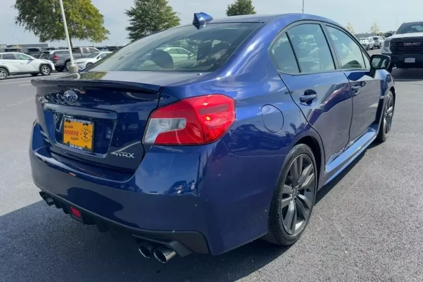 2016 Subaru WRX Premium photo 1