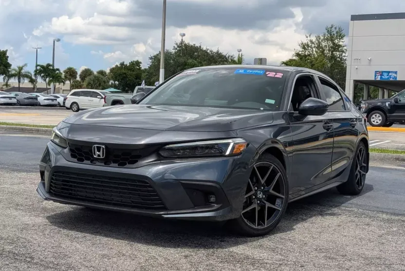 2022 Honda Civic Sport Touring Hatchback photo 1