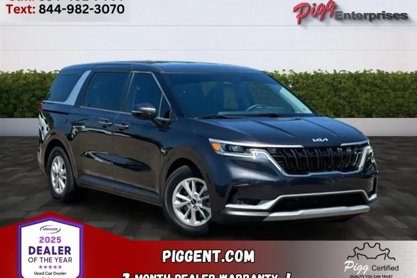 2024 Kia Carnival LX photo 1