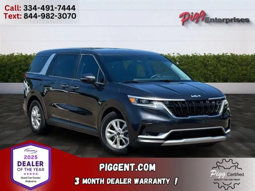 2024 Kia Carnival LX photo 1