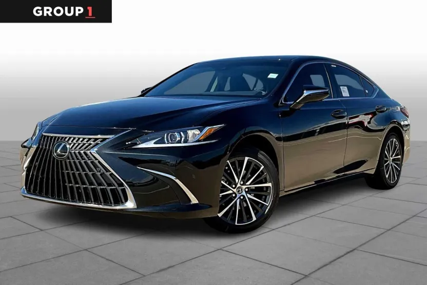 2025 Lexus ES 300h photo 1