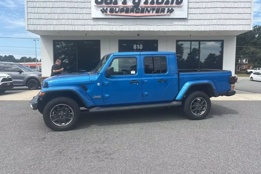 2021 Jeep Gladiator Overland photo 1