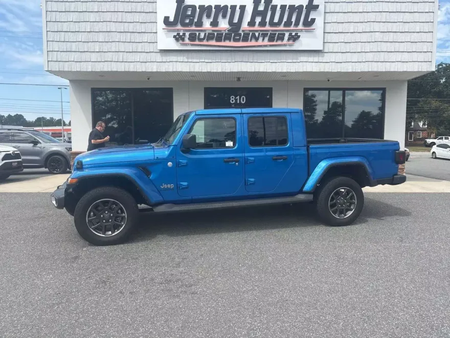 2021 Jeep Gladiator Overland photo 1