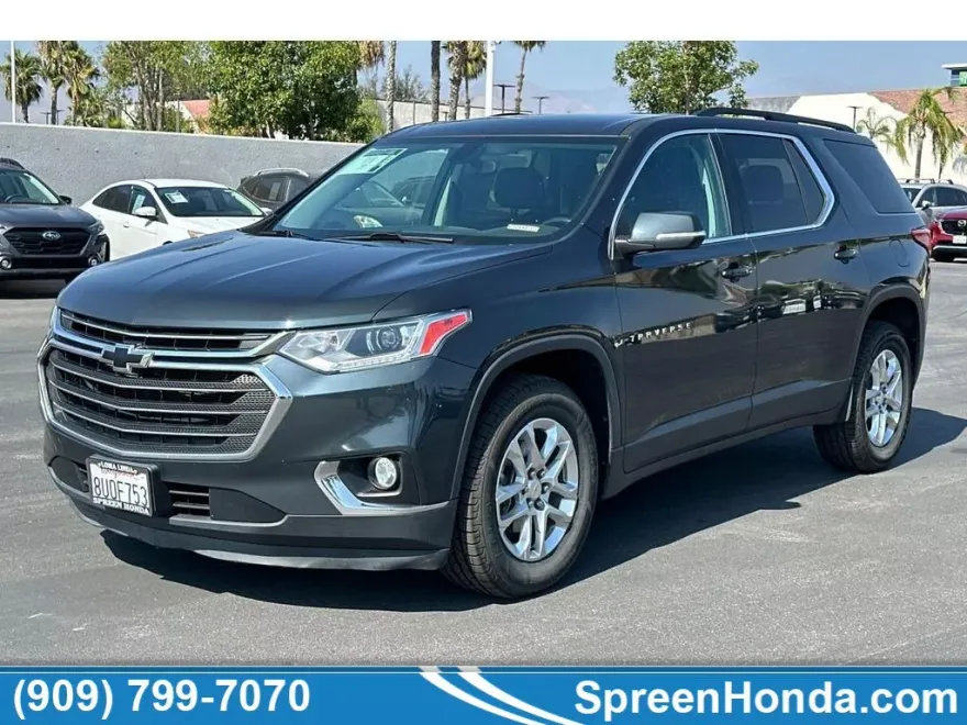 2021 Chevrolet Traverse Cloth photo 1