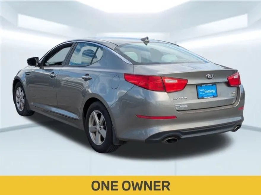 2014 Kia Optima LX photo 1