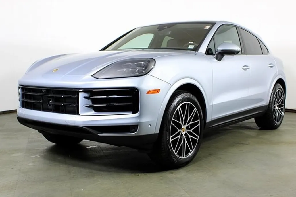 2025 Porsche Cayenne photo 1