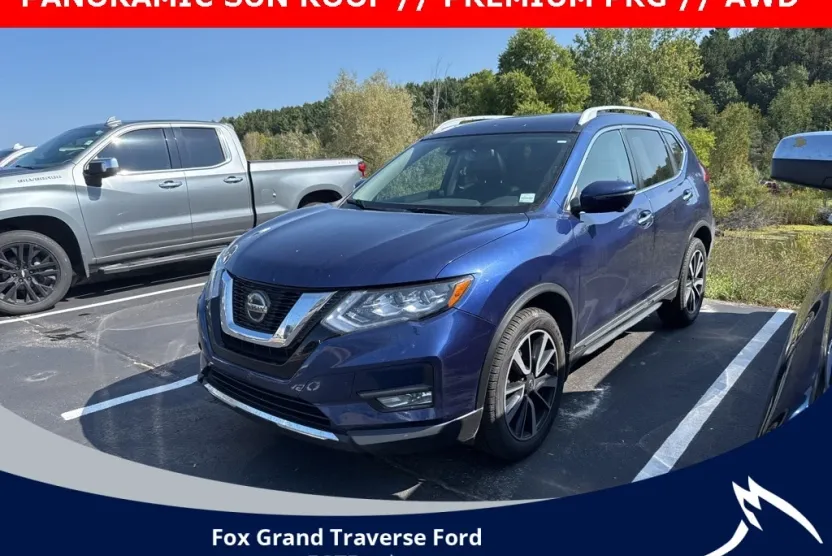 2020 Nissan Rogue SL photo 1