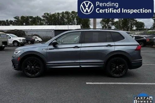 2022 Volkswagen Tiguan SE R-Line Black photo 3
