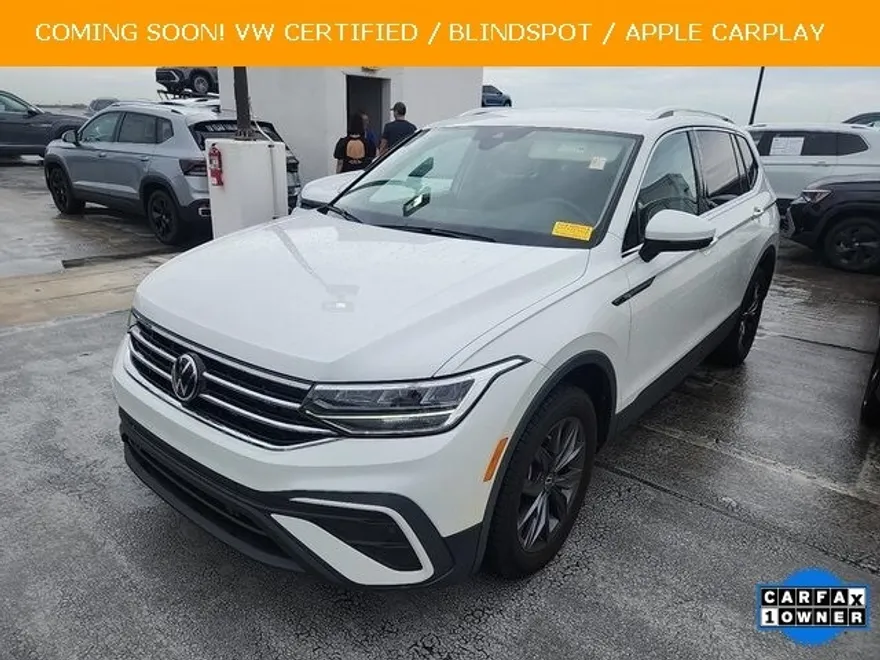 2023 Volkswagen Tiguan SE photo 1
