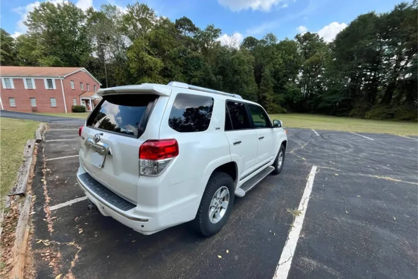 2010 Toyota 4Runner SR5 photo 1