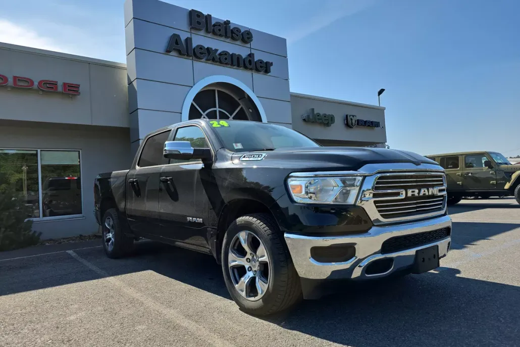 2024 Ram 1500 Laramie photo 1