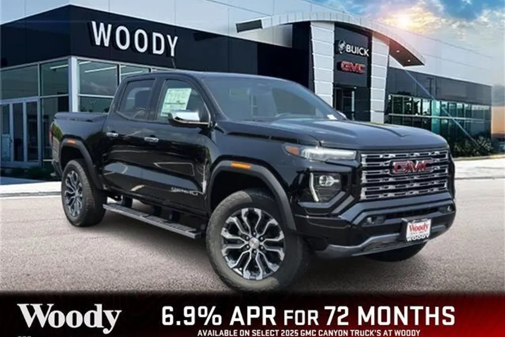 2025 Gmc Canyon Denali photo 1