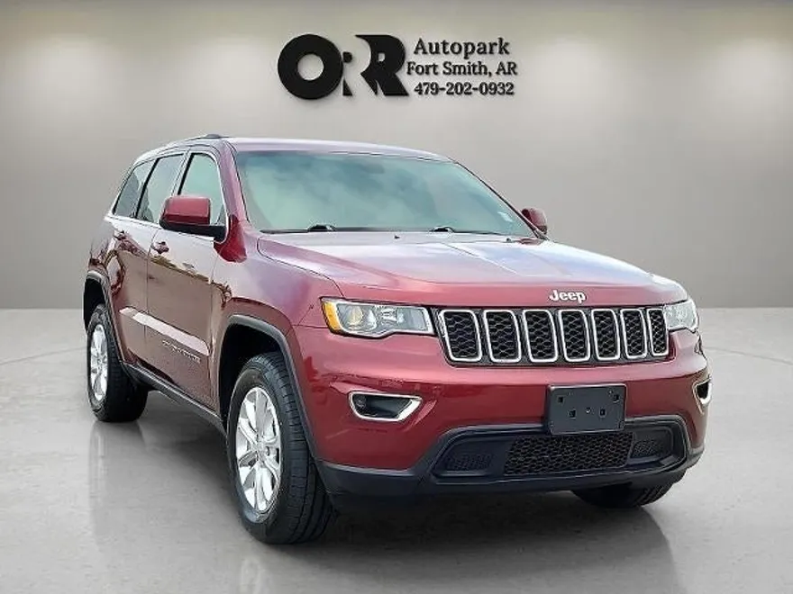 2021 Jeep Grand Cherokee Laredo E photo 1