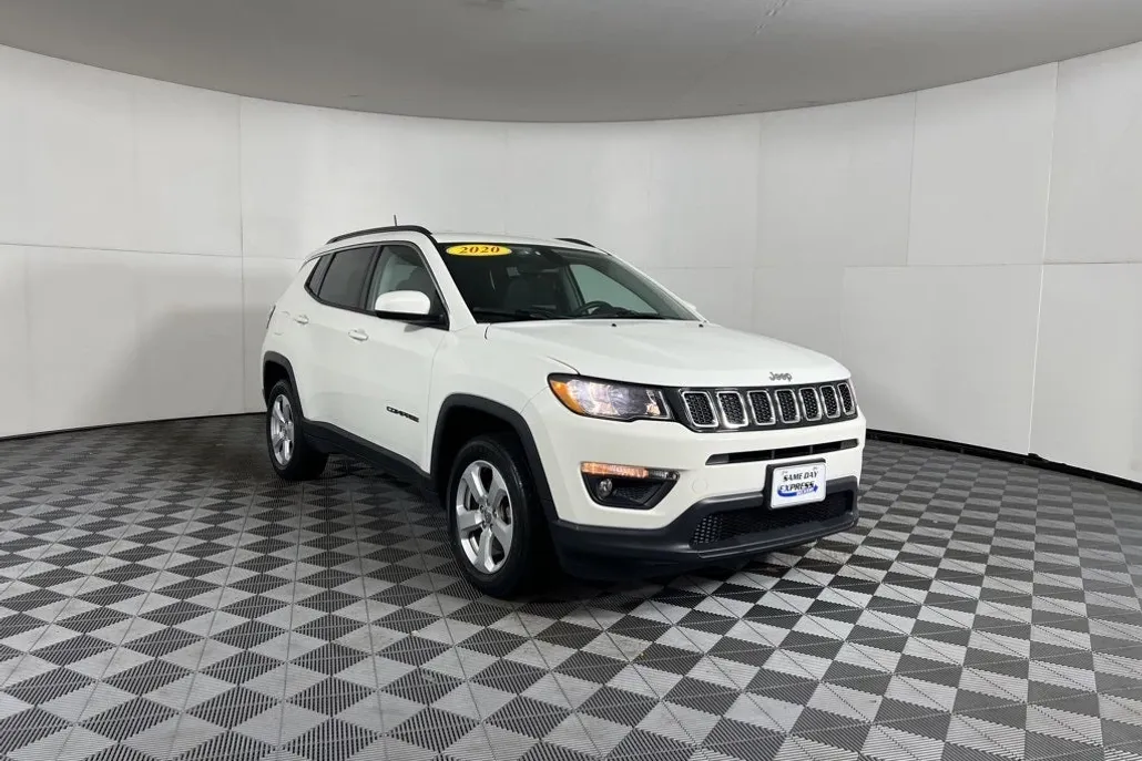 2020 Jeep Compass Latitude photo 1