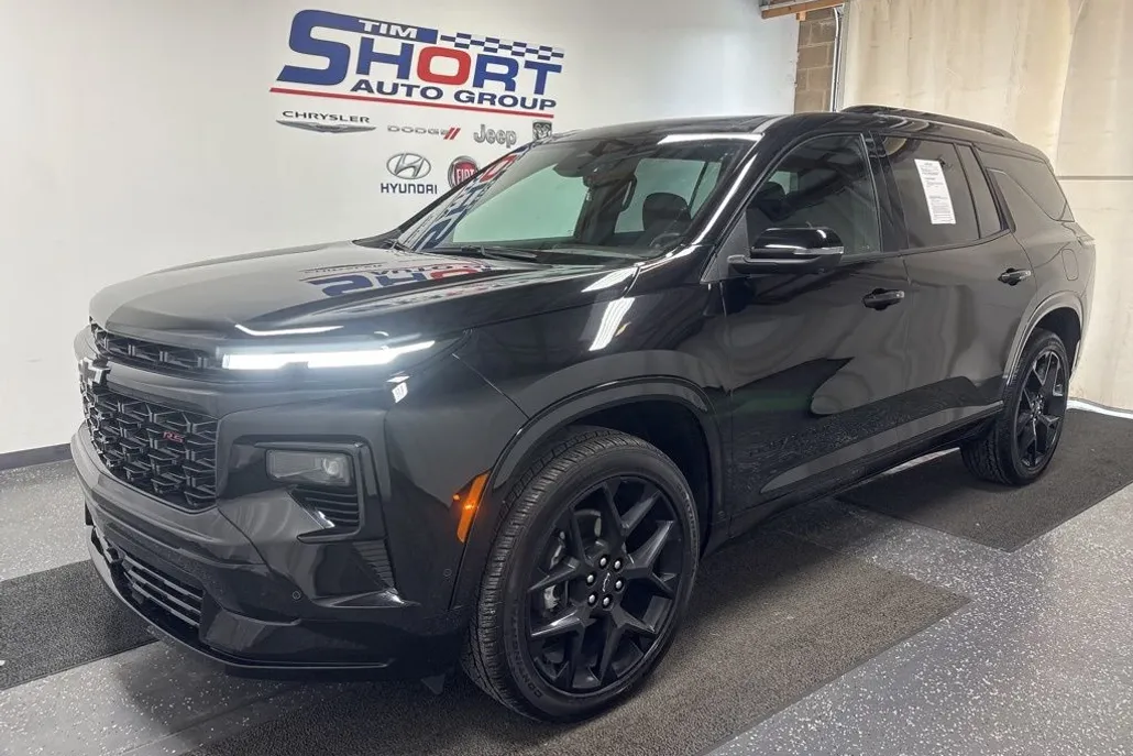 2024 Chevrolet Traverse RS photo 1